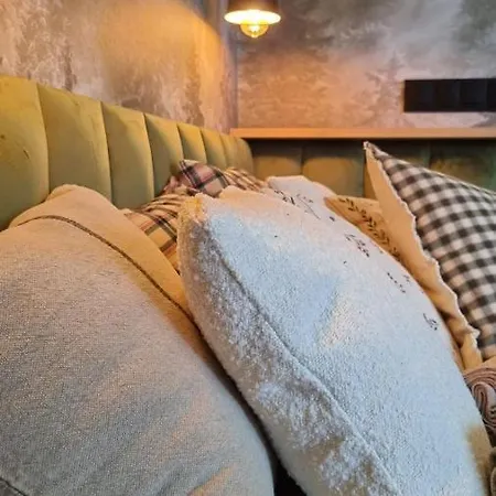 Bialy Przy Kotelnicy Daire *